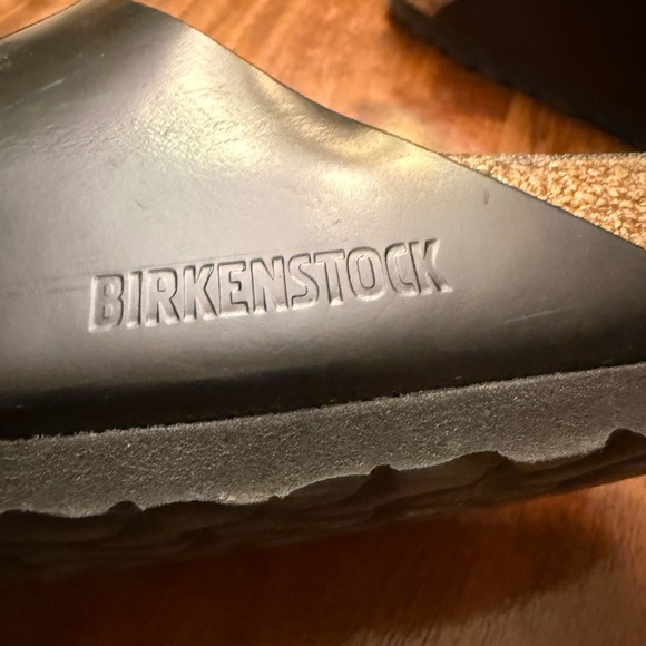 Birkenstock Woman’s Black Big Buckle Gold Buckle Sandals 38 - Picture 5 of 5